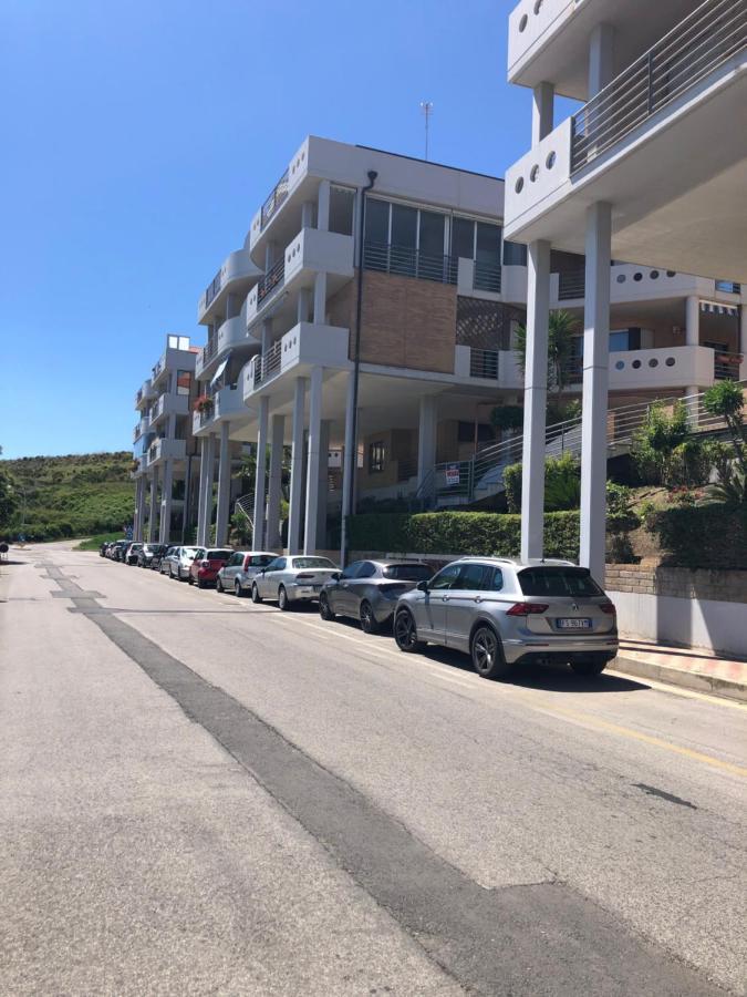 Cala Di Rio B&B Termoli Bagian luar foto